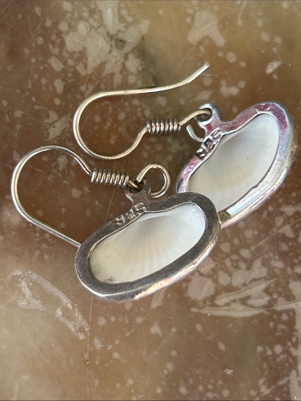 Vintage Ark Shell Drop Earrings - Picture 4 of 5